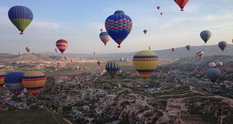 Travel Tricks That Save Money and Time Unveiled